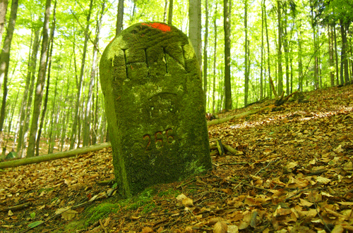 Kámen